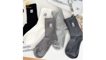 Korean version cartoon teddy bear embroidery ins tube pile socks