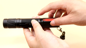 XHP50 bulb Flashlight aluminum type-c usb charging tail stepless dimming Portable Led Torch Use 21700 battery with pen holder1