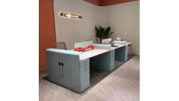 Best-selling 4-person Workstation Furniture Modern High-quality Office Table Partition Modular Customized Office Staff Desk1