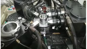 Engine Truck Spare Parts Connection Rod Vehicle High Quality Forging Steel Engine Connection Rod1