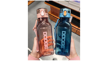 sports bottle