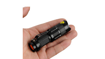 high-quality Mini Black 2000LM Waterproof LED Flashlight 3 Modes Zoomable LED Torch1