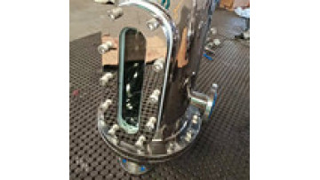 Vertical and horizontal gas-liquid two storage tanks for chemical  plant / gas-liquid separators for special devices1