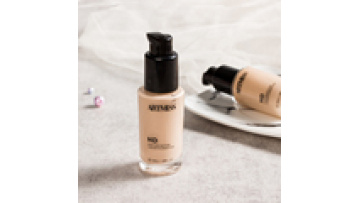 Full Coverage Special cosmetic HD foundation liquid for photography1