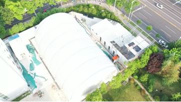 Inflatable structure overall