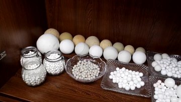 3mm 6mm 95% al2o3 high alumina ceramic ball alumina grinding ball1