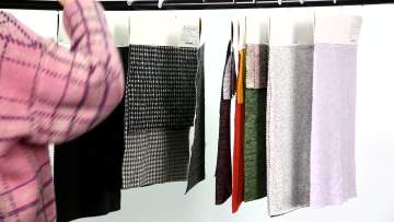 Self-heating skin-friendly soft wool cashmere hand feel loose knit melange hacci fabric brush1