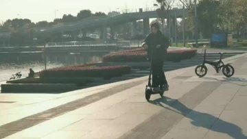 E-scooter-4.mp4