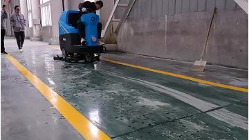 DJ860M Indoor Workshop Epoxy Floor Dust Cleaning (2)