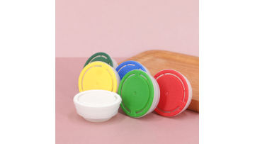 Plastic Engine Oil Stretch Cap 42mm Flex Spout Cover Plastic Spout Lid for Metal Bucket Package