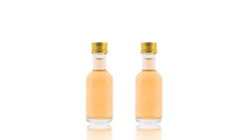 customized 30ml 40ml 50ml 100ml 200ml Clear Frosted Mini Beverage Juice Coffee Wine Whisky Vodka Liquor Glass Bottle with Lids1