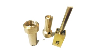 CNC Machined Flexible Stainless Steel Gear Shaft1