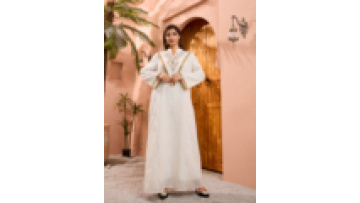Elegant White Embroidered Muslim Abaya Chinese & Middle Eastern Style Long Sleeve Evening Gown for Women1