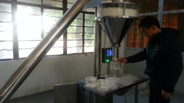 Semi auto milk nutrition powder auger filler for coffee sugar flour1