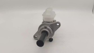 47201-0E030 ASU40 GSU45 Brake master cylinder FOR TOYOTA1