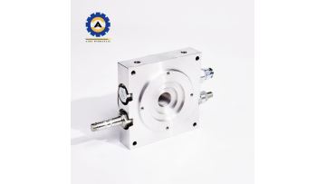 Pump station valve block