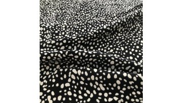 New product  floral pattern  polyester fabric factory sales poplin printed fabric for women1