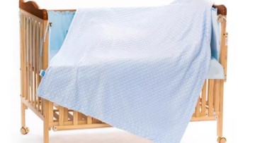 100% cotton newborn wearable organic cloud muslin swaddle  blanket for babies1