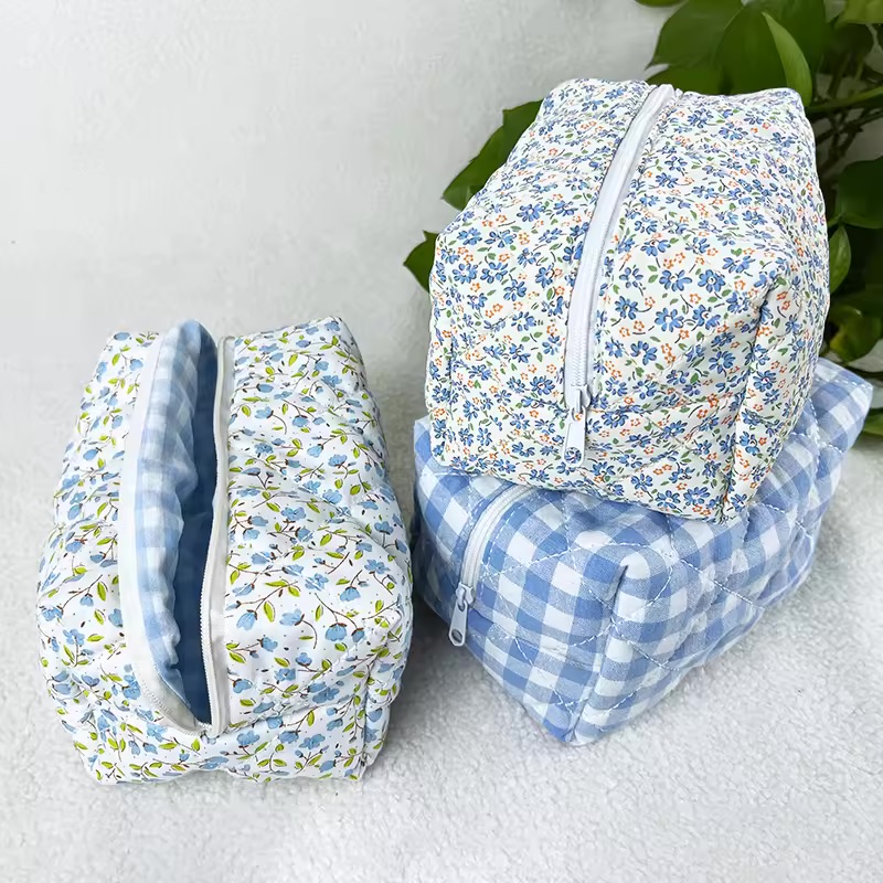 makeup pouch