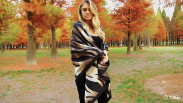 Ladies' shawls1