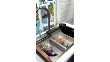 Waterfall faucet and cup rinser