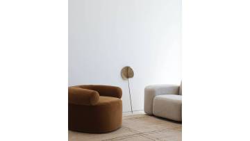 030402 CHAIR VIDEO 