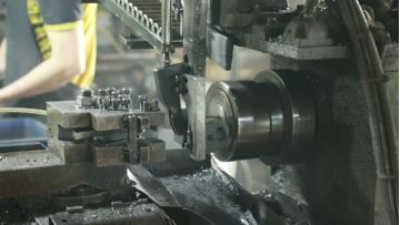 Production display of repair socket tools