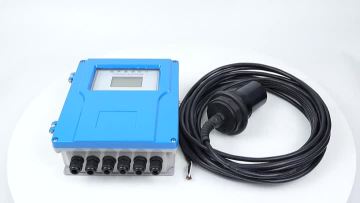 Split ultrasonic liquid level meter