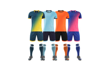 Cheap Sublimated Custom Soccer shirt Uniform Football Club set men customized Soccer Football Jersey1