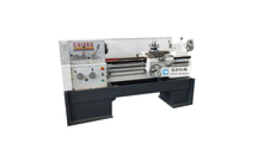 C6136D Conventional Manual Lathe Machine Price1