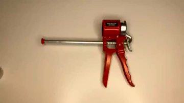 Heavy duty caulking gun