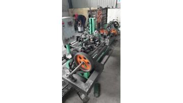 process and equipment of babed wire