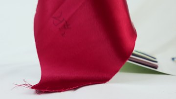Factory cheap price Soft Waterproof Textile 100 polyester suiting fabrics shimmer shiny satin sleepwear fabric for wedding dress1