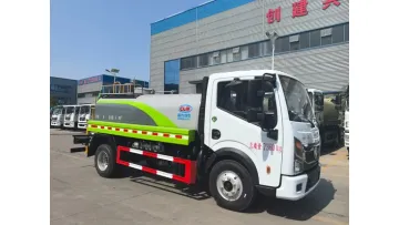 Premium Dongfeng 4×2 4m³ High-Capacity Water Tanker Truck1