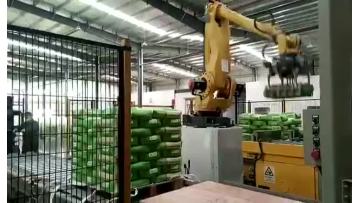 Ultrasonic sealing packaging machine