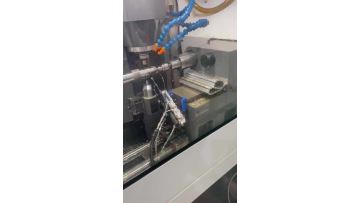 straight turning in lathe machine