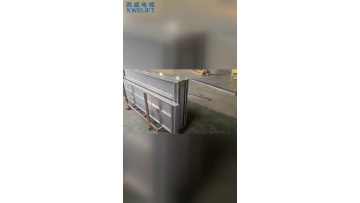 Durable escalator step and handrail assemblies for high‑traffic public venues