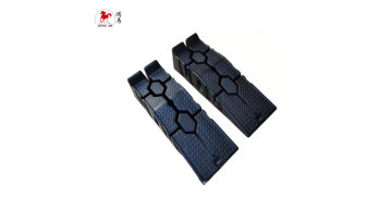 Portable Outdoor Heavy Duty Plastic Low Profile Car Service Ramps for Vehicle Oil Changes1