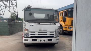 isuzu vacuum tanker 1