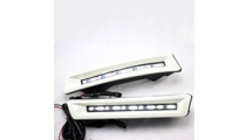 LED Daytime Running Lights and Fog Lamps for Toyota Land Cruiser FJ200/LC200 (2012-2013)1