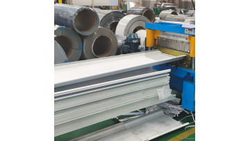 Weather-resistant film metal for roofing sheet
