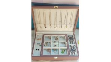 necklace storage box 