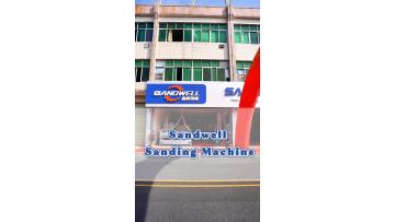 Sandwell is at the exhibition.（2）