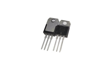Triac BTA06-600SW TO-220