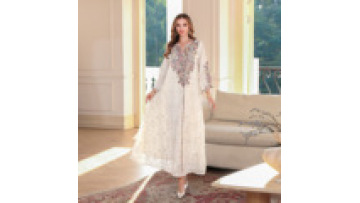 Elegant Luxurious Women's Abaya Dress Evening Gowns Embroidered V-Neck Breathable Beaded Islamic Dress Muslim Dubai Abaya1