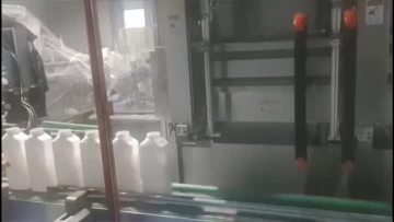 爱剪辑-我的视频-智能跟随灌装.mp4