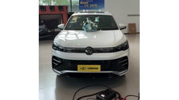 Six-screen digital cockpit Volkswagen Tiguan Pro