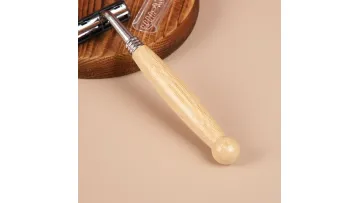 Bamboo Disposable Razor with Wooden Handle for Hotel Travel Shaving1