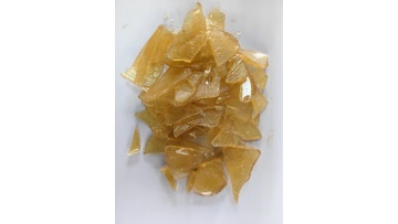 Polyester resin flaking machine