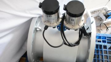Battery power supply Electromagnetic flowmeter